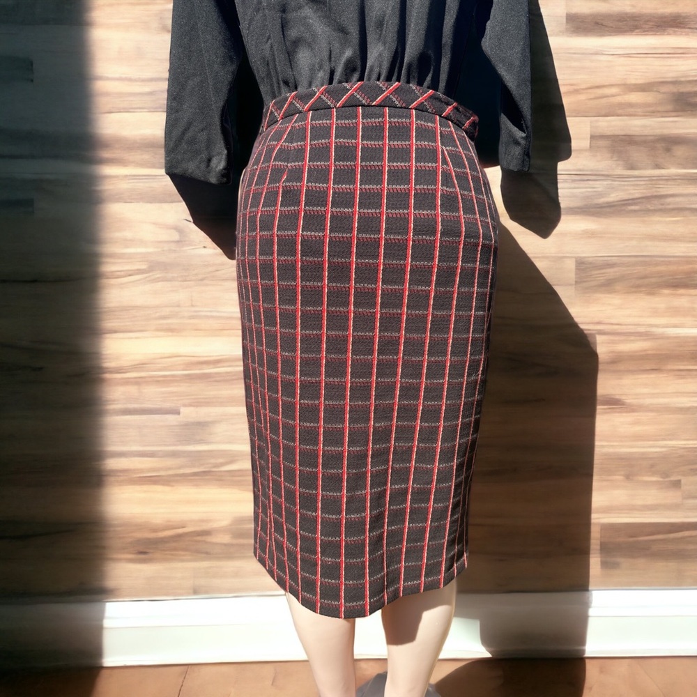 Ann Taylor Plaid Tweed Pencil Midi Skirt Black Red Button Detail Size M - Picture 4 of 10
